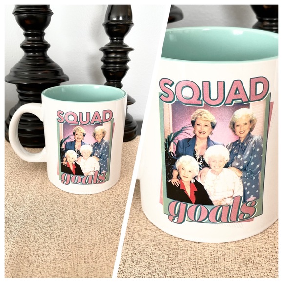 🆕The Golden Girls SQUAD GOALS Ceramic Mug - Picture 1 of 3